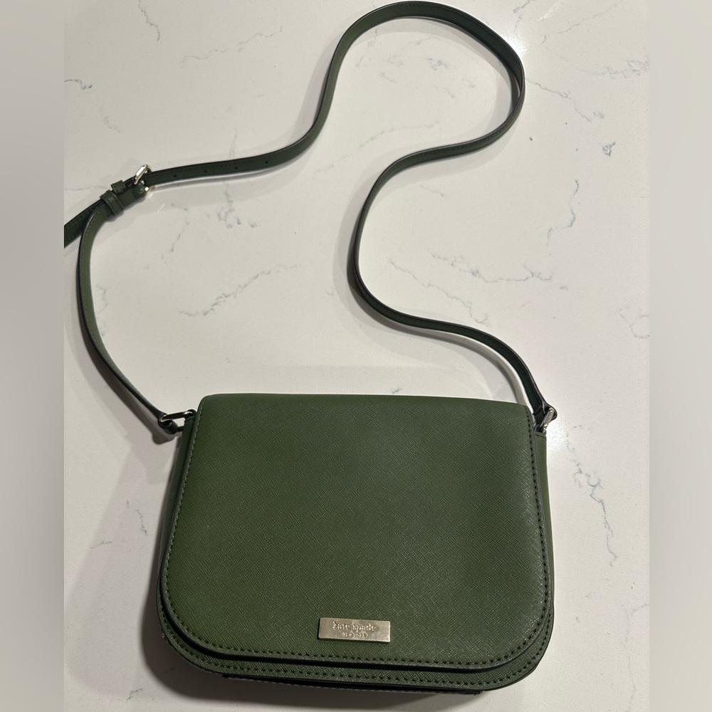 Kate Spade ♠️ Crossbody in Olive